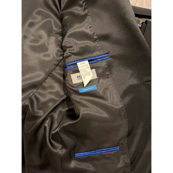 Kenneth Cole Reaction Tuxedo 40S Jacket 33x25 Pants Black Techni-Cole Slim Fit - Picture 5 of 14